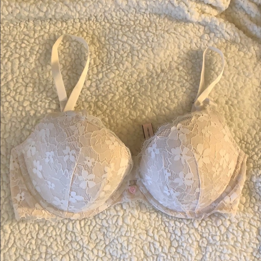 Victoria’s Secret bra